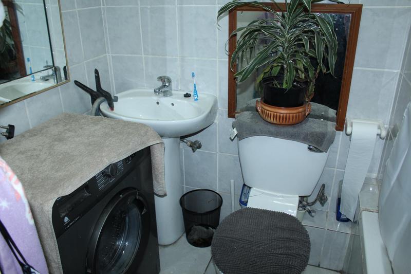To Let 1 Bedroom Property for Rent in Avondale Western Cape